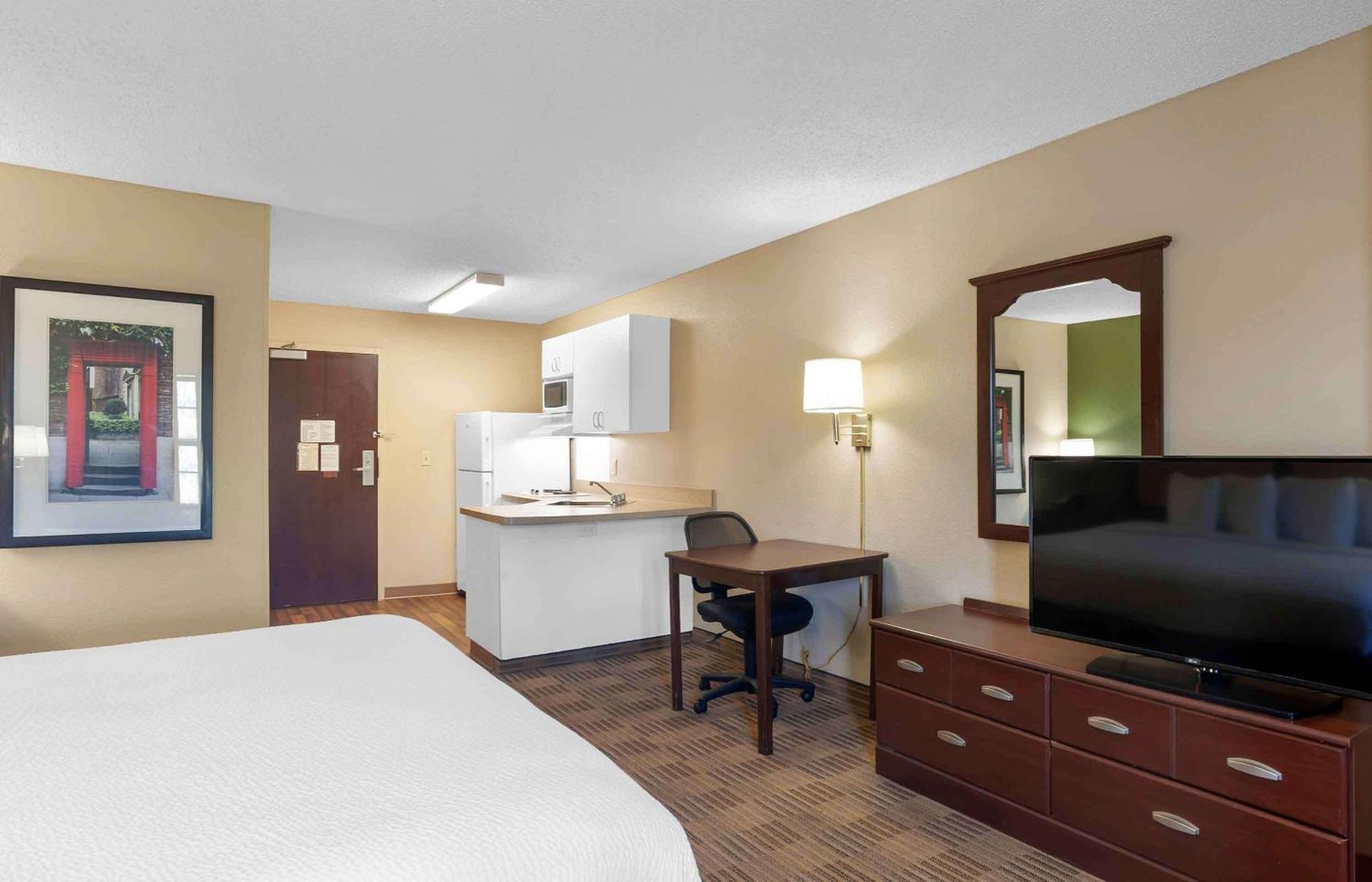 เอ็กซ์เทนด์ สเตย์ อเมริกา ซาแวนนาห์ มิดทาวน์ Hotel ซาวานนาห์ ภายนอก รูปภาพ