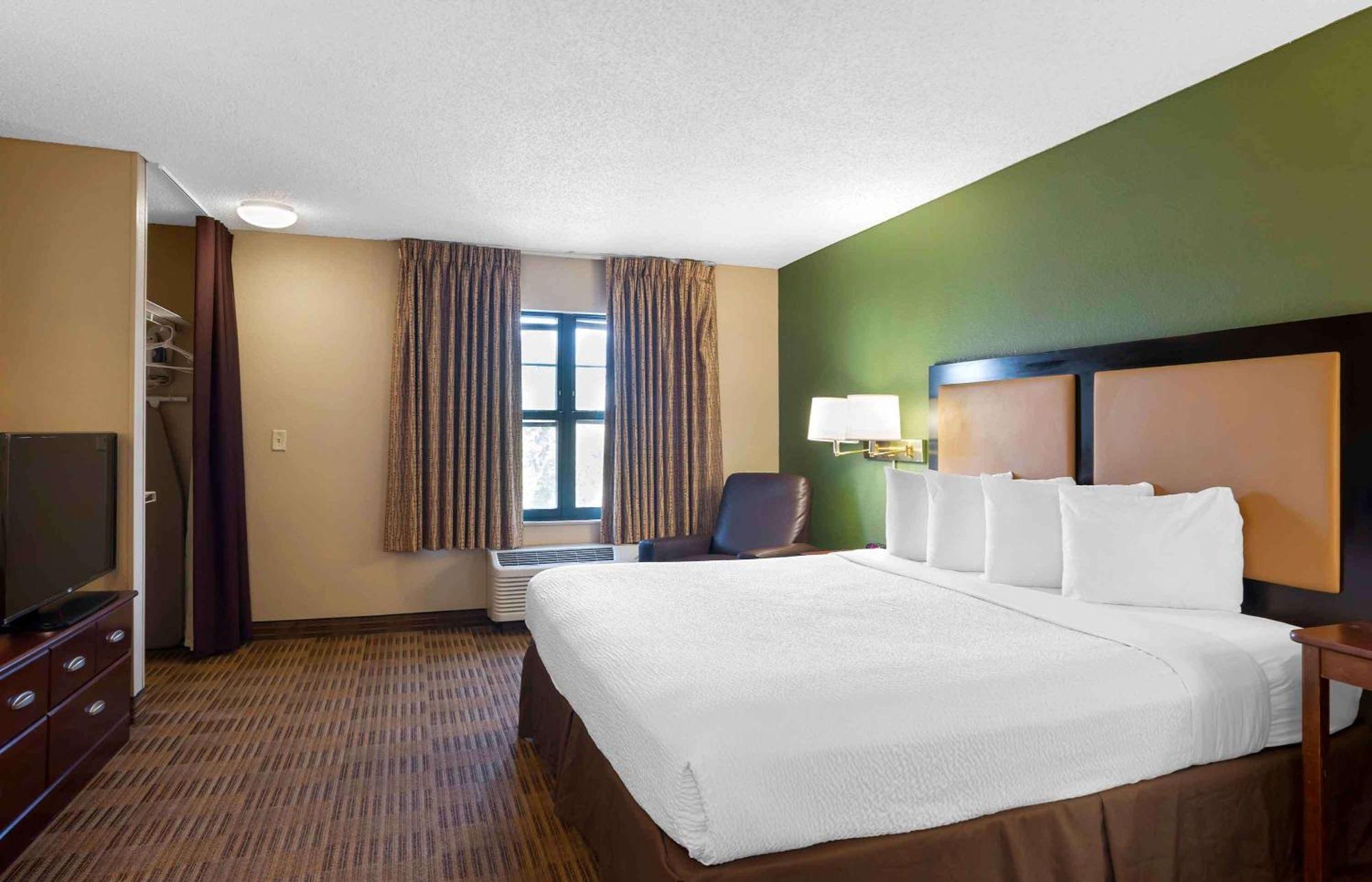 เอ็กซ์เทนด์ สเตย์ อเมริกา ซาแวนนาห์ มิดทาวน์ Hotel ซาวานนาห์ ภายนอก รูปภาพ