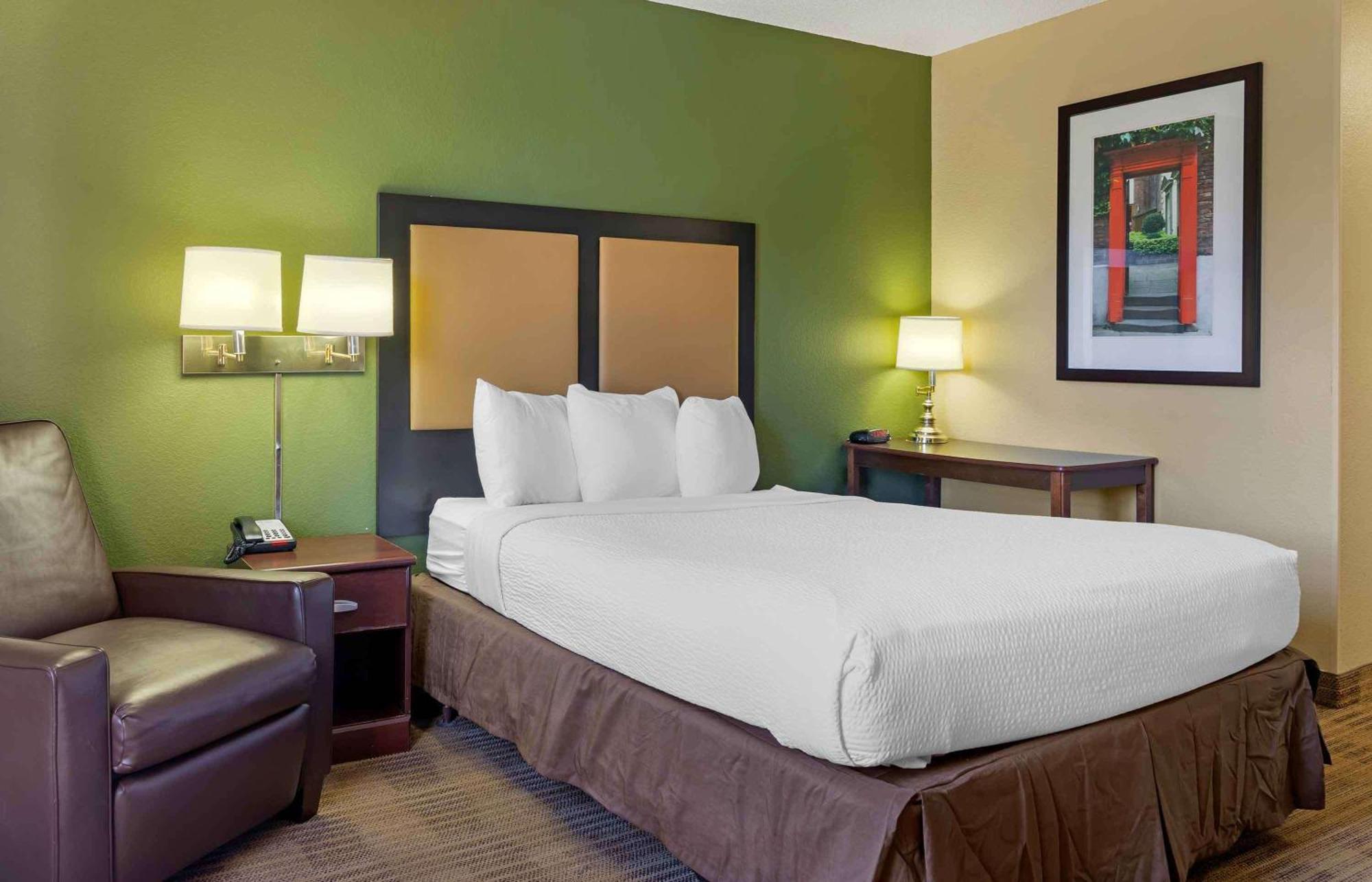 เอ็กซ์เทนด์ สเตย์ อเมริกา ซาแวนนาห์ มิดทาวน์ Hotel ซาวานนาห์ ภายนอก รูปภาพ