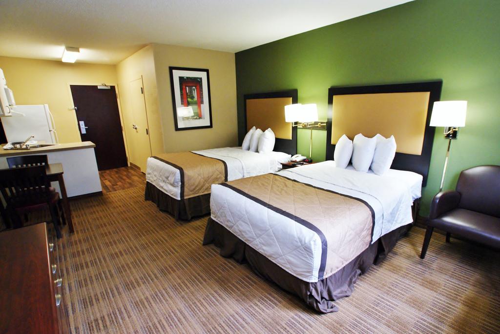 เอ็กซ์เทนด์ สเตย์ อเมริกา ซาแวนนาห์ มิดทาวน์ Hotel ซาวานนาห์ ภายนอก รูปภาพ