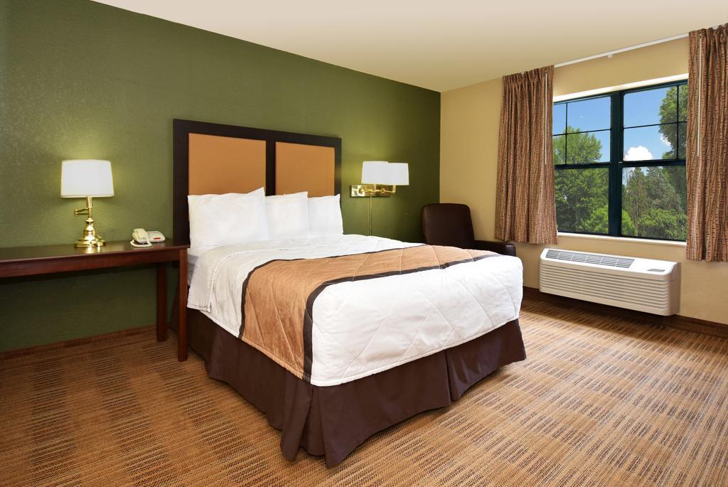 เอ็กซ์เทนด์ สเตย์ อเมริกา ซาแวนนาห์ มิดทาวน์ Hotel ซาวานนาห์ ภายนอก รูปภาพ