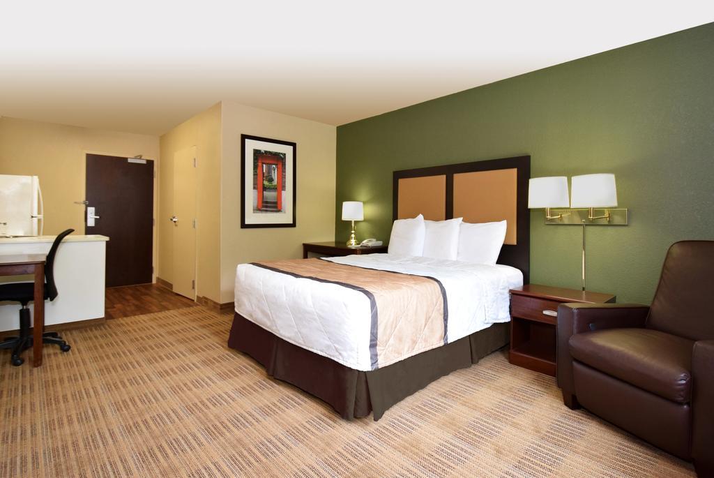 เอ็กซ์เทนด์ สเตย์ อเมริกา ซาแวนนาห์ มิดทาวน์ Hotel ซาวานนาห์ ภายนอก รูปภาพ